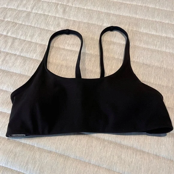 Vuori Yosemite sports bra - Picture 2 of 5
